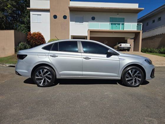 VOLKSWAGEN VIRTUS 1.0 200 TSI HIGHLINE AUTOMÁTICO VOLKSWAGEN VIRTUS 1.0 200 TSI HIGHLINE AUTOMÁTICO